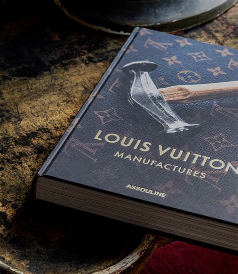 boeken louis vuitton|louis vuitton book covers.